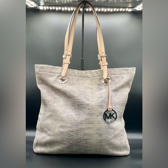 MICHAEL KORS Gray Snakeskin Tote Shoulder Bag. - Picture 1 of 16